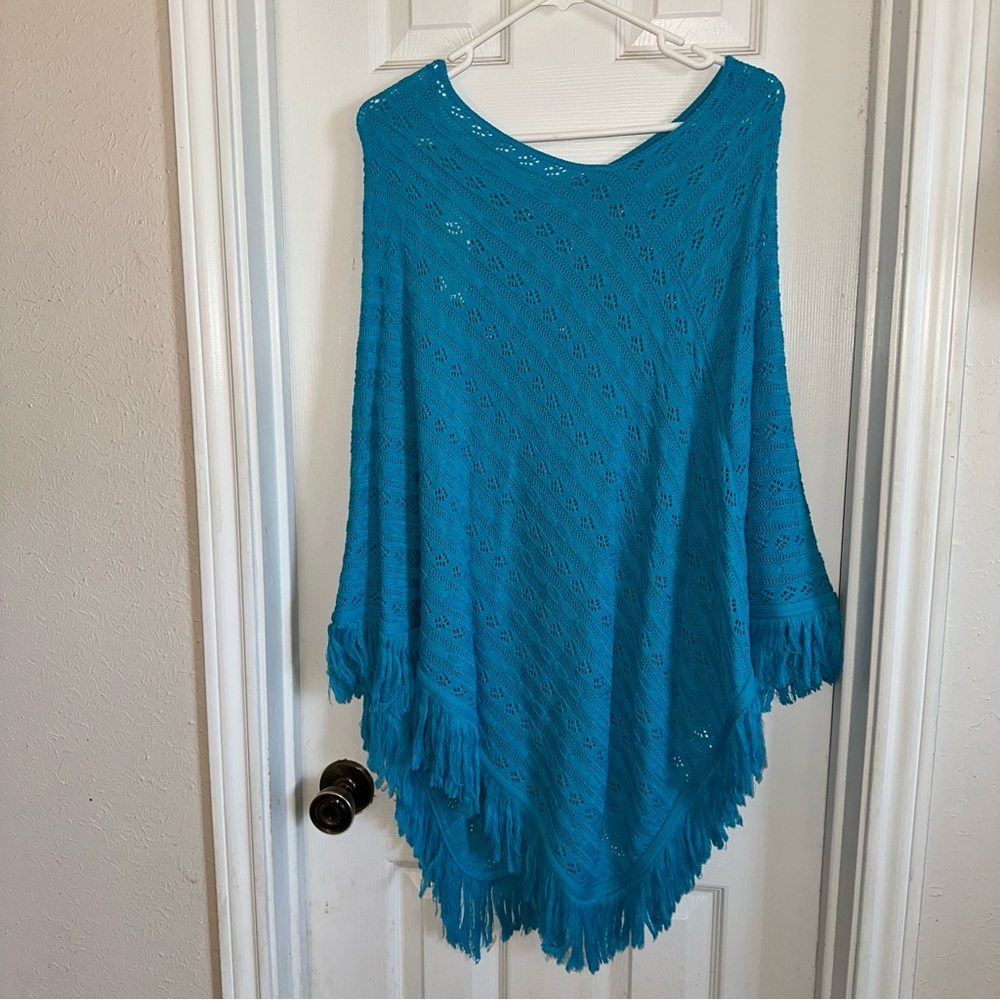Westbound Woman Turquoise Knit Poncho OS Crochet Boho Fringe Cozy Grannycore New